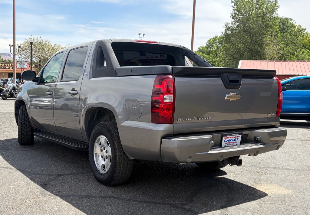 2009 Chevrolet Avalanche Image 7