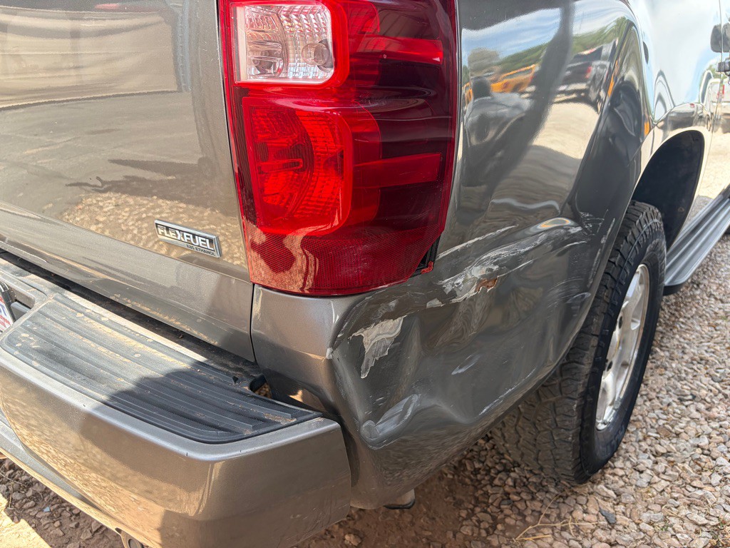 2009 Chevrolet Avalanche Image 21