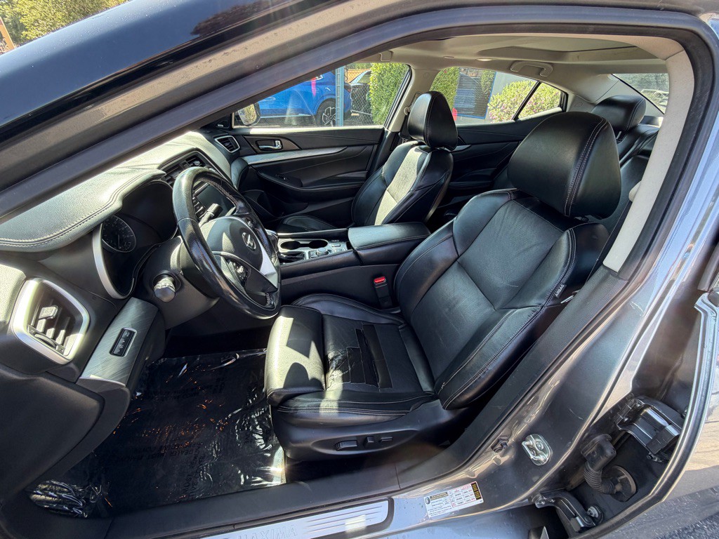 2018 Nissan Maxima Image 9