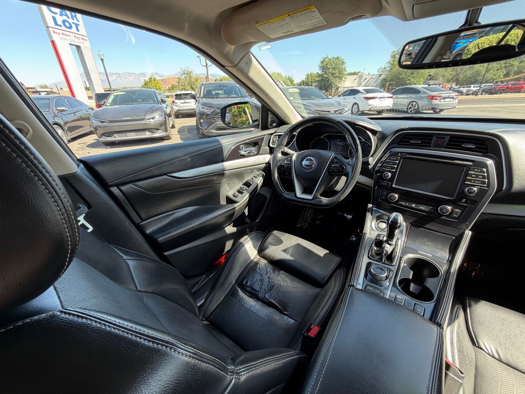 2018 Nissan Maxima Image 13