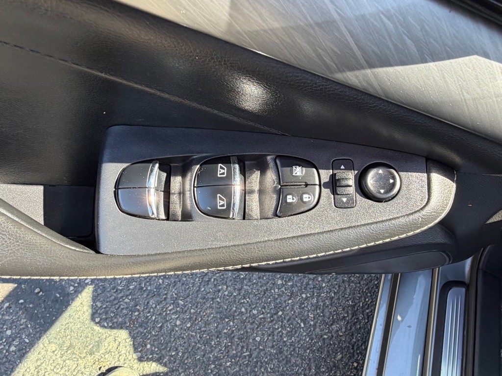 2018 Nissan Maxima Image 23