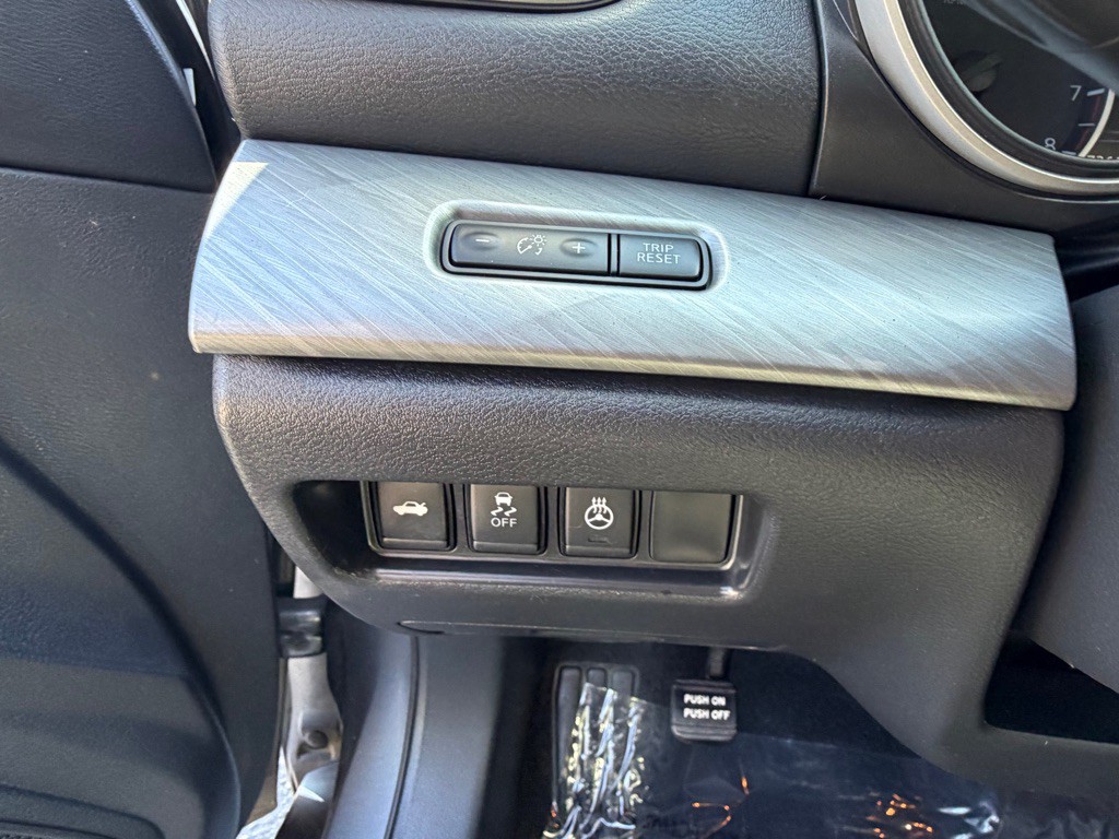 2018 Nissan Maxima Image 29