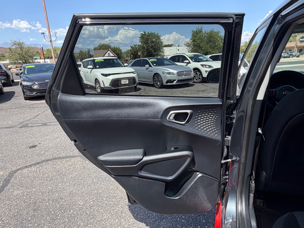 2020 Kia Soul Image 23