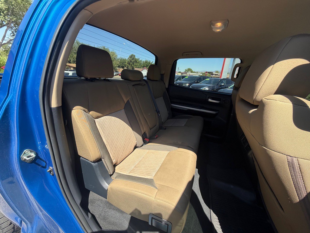 2017 Toyota Tundra Image 12