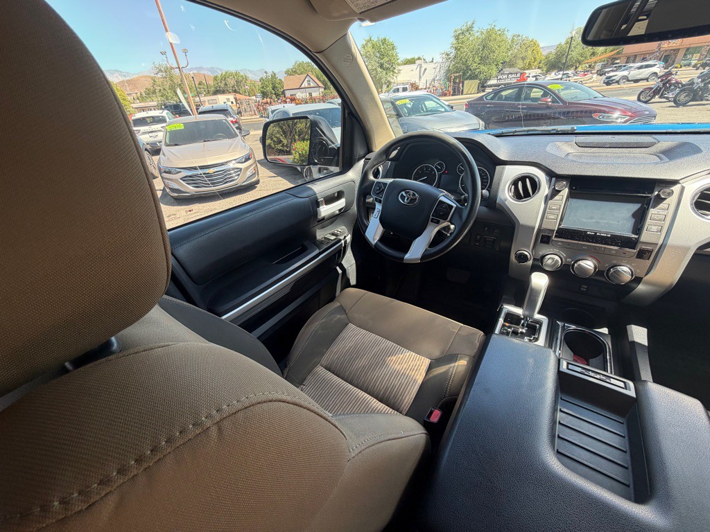 2017 Toyota Tundra Image 13