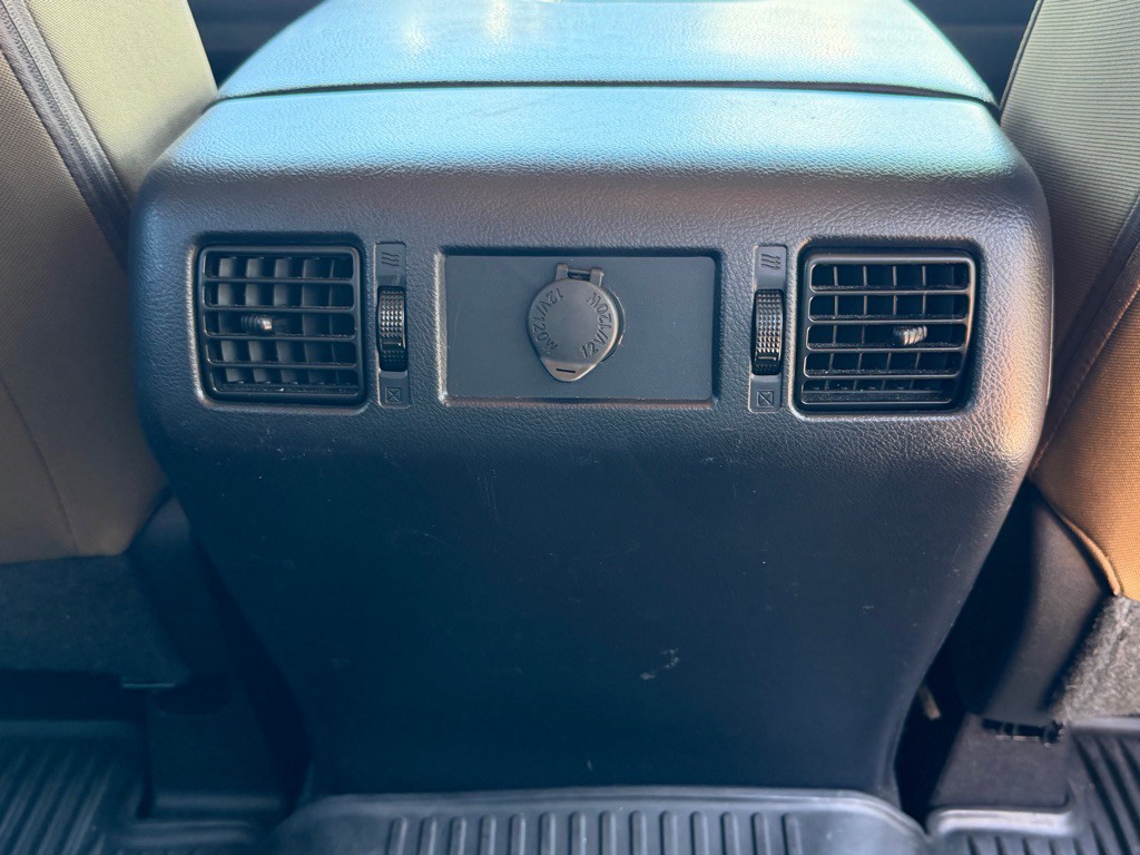 2017 Toyota Tundra Image 17