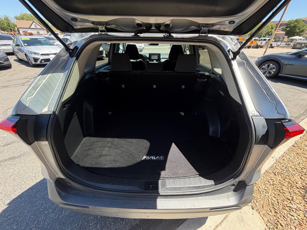 2019 Toyota Rav4 Image 21