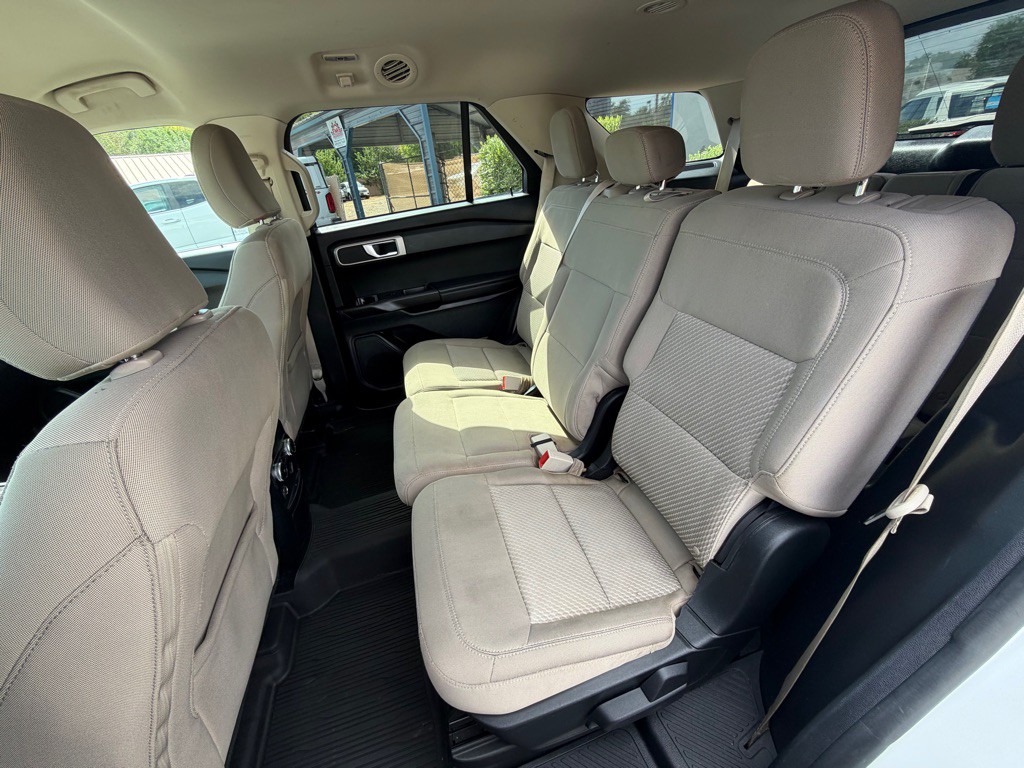 2021 Ford Explorer Image 11