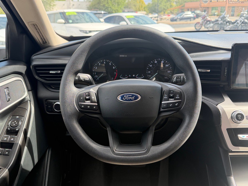 2021 Ford Explorer Image 17