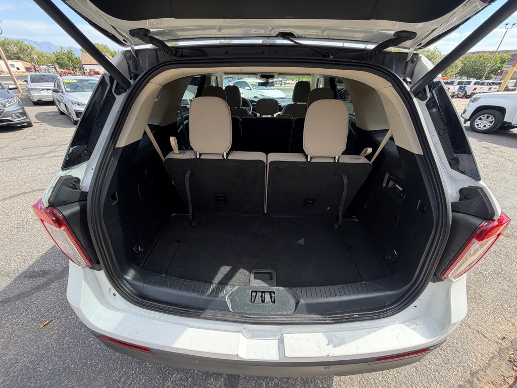 2021 Ford Explorer Image 21