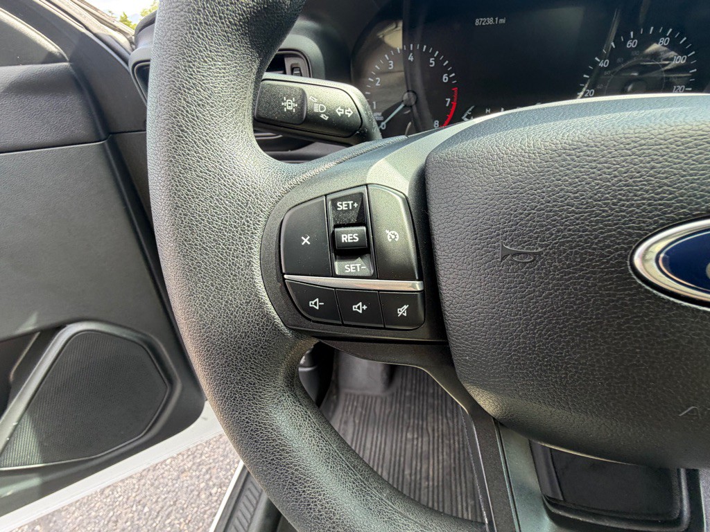 2021 Ford Explorer Image 31