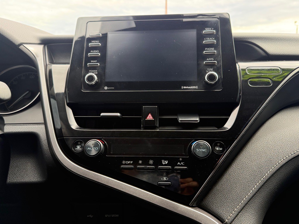 2023 Toyota Camry Image 14