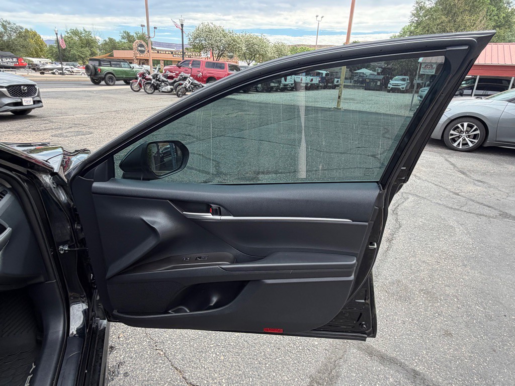 2023 Toyota Camry Image 22