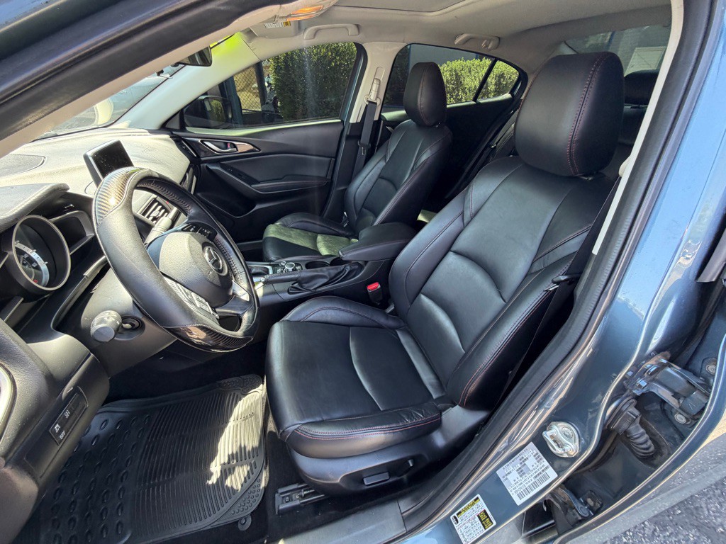 2015 Mazda Mazda3 Image 9