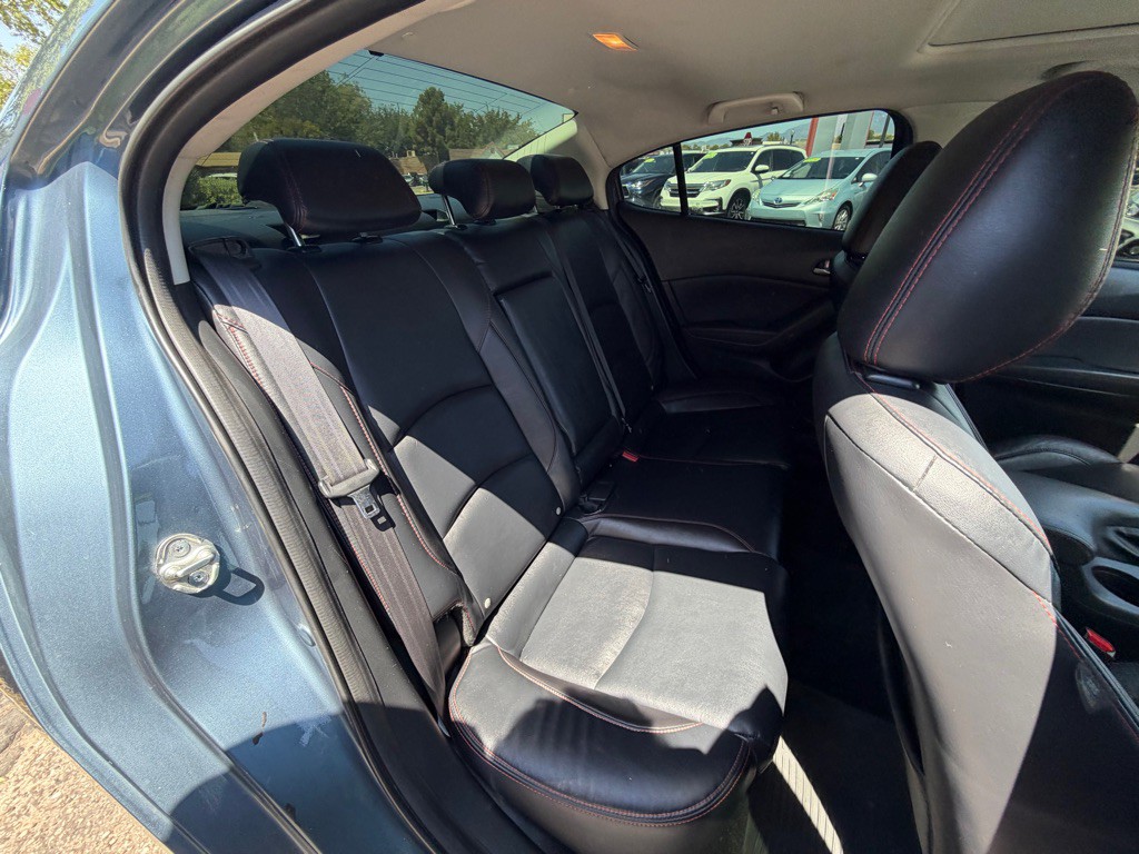 2015 Mazda Mazda3 Image 12