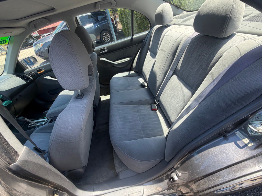 2005 Honda Civic Image 12