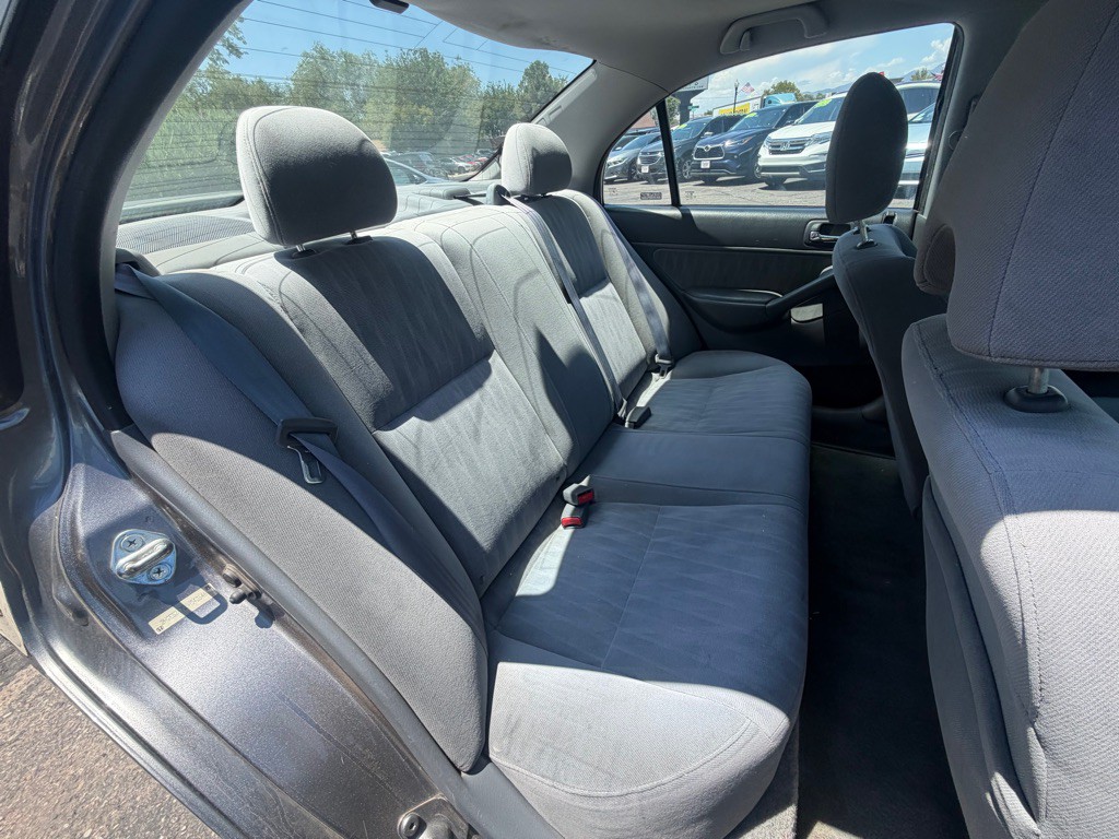 2005 Honda Civic Image 13