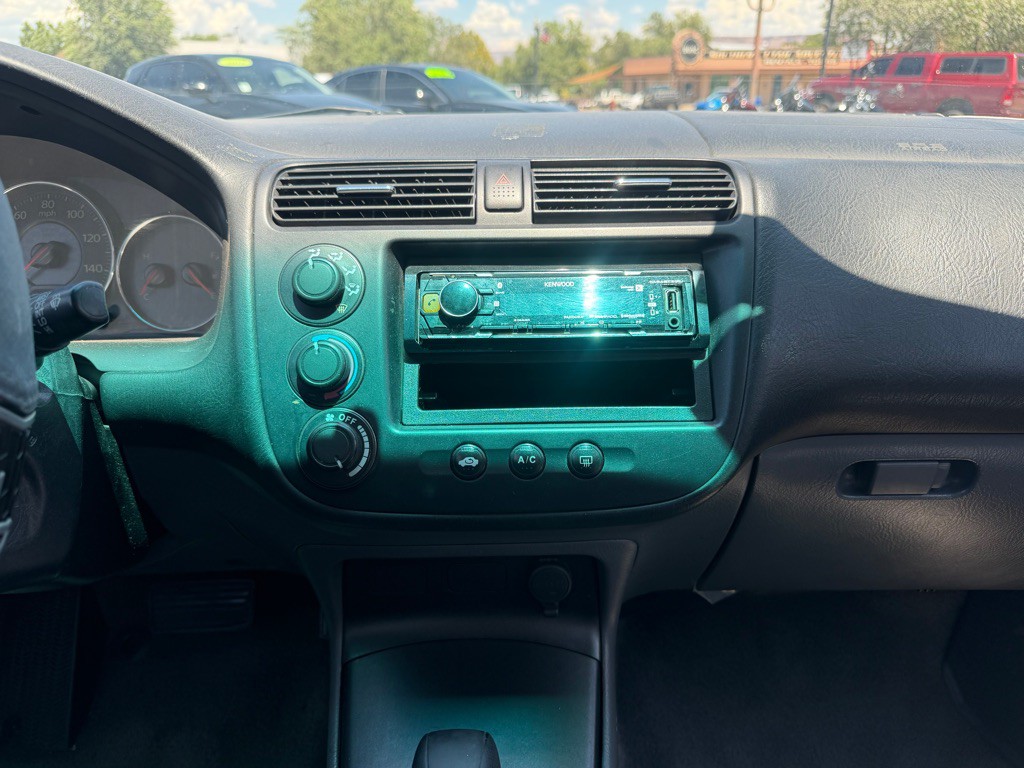 2005 Honda Civic Image 16