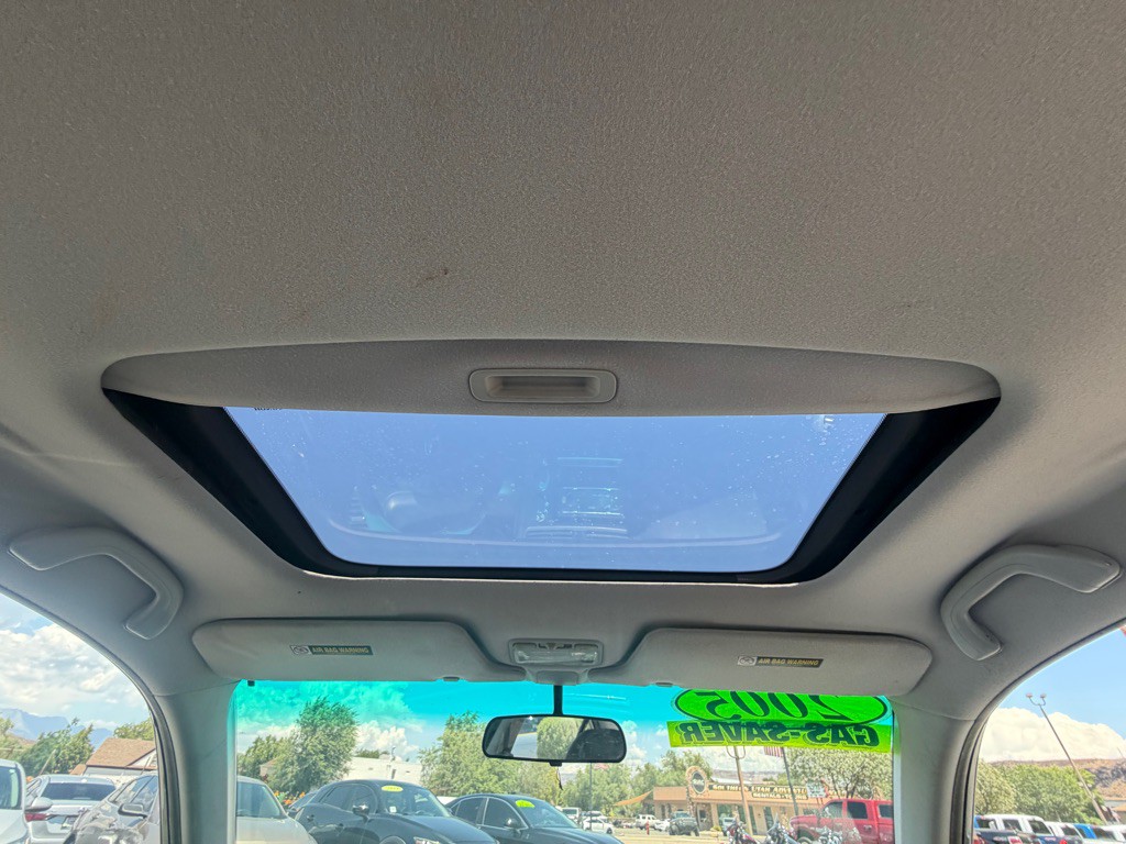 2005 Honda Civic Image 18