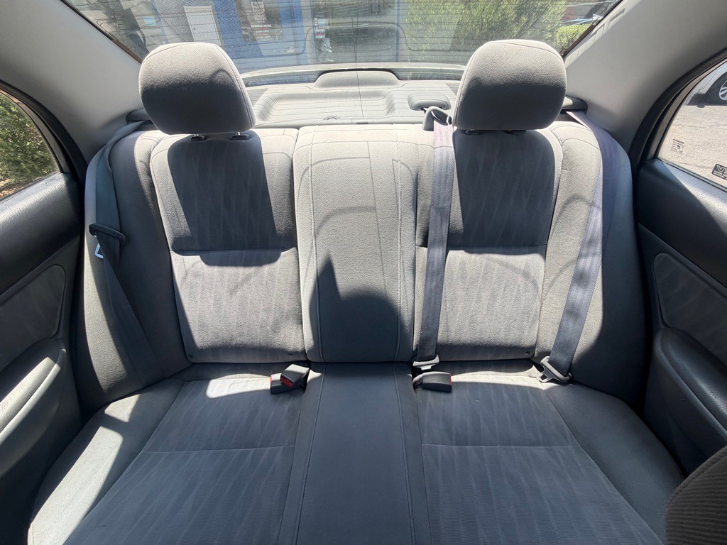 2005 Honda Civic Image 19
