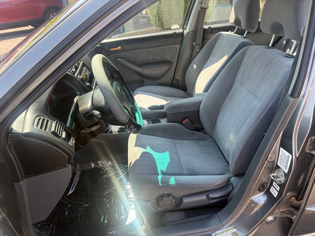 2005 Honda Civic Image 33