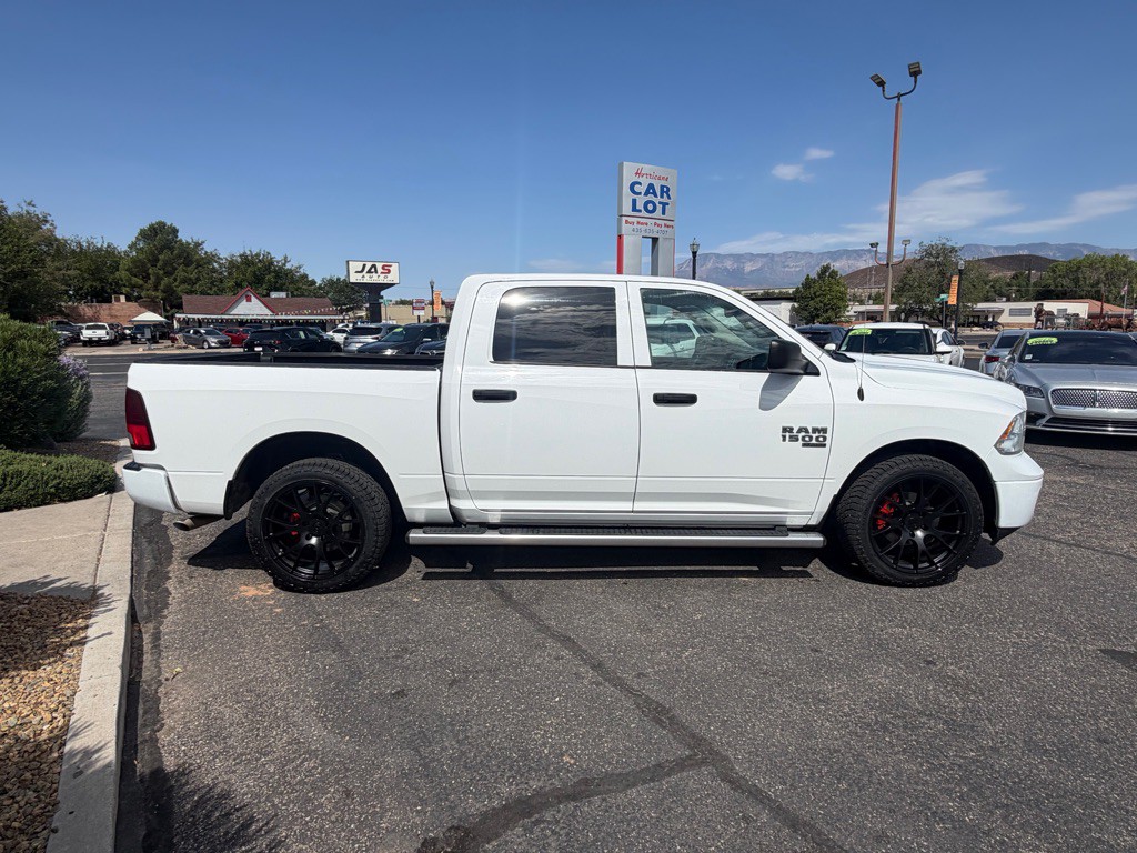 2019 RAM 1500 Image 4