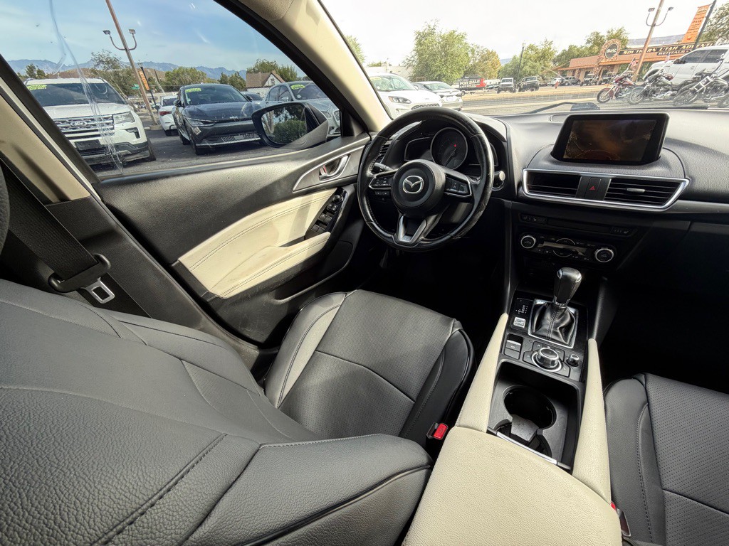 2017 Mazda Mazda3 Image 13