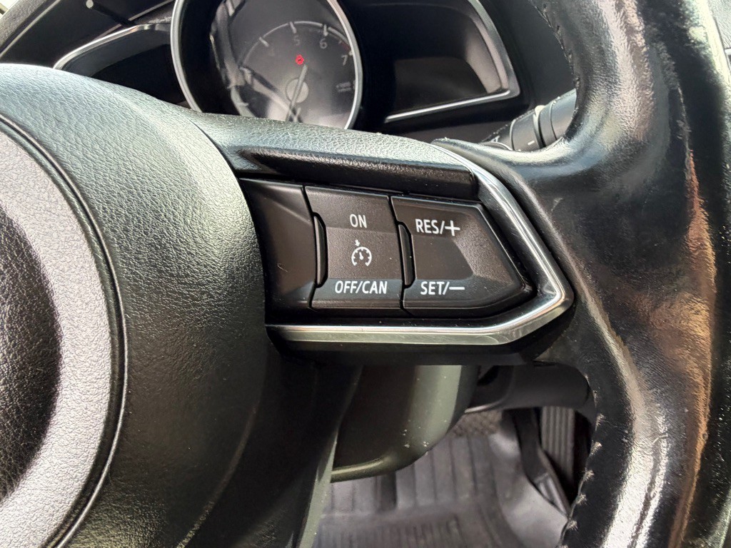 2017 Mazda Mazda3 Image 30