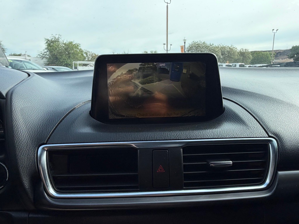 2017 Mazda Mazda3 Image 31
