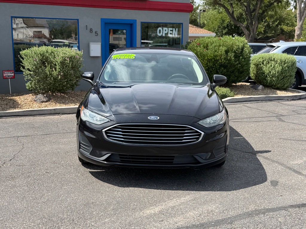2019 Ford Fusion Image 2