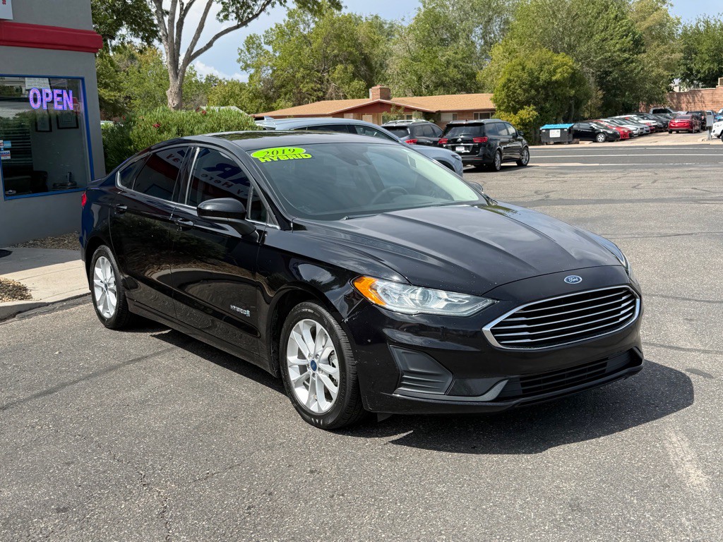 2019 Ford Fusion Image 3