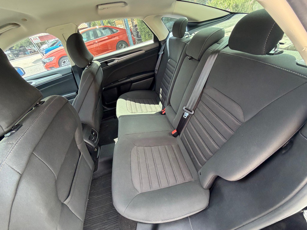 2019 Ford Fusion Image 11