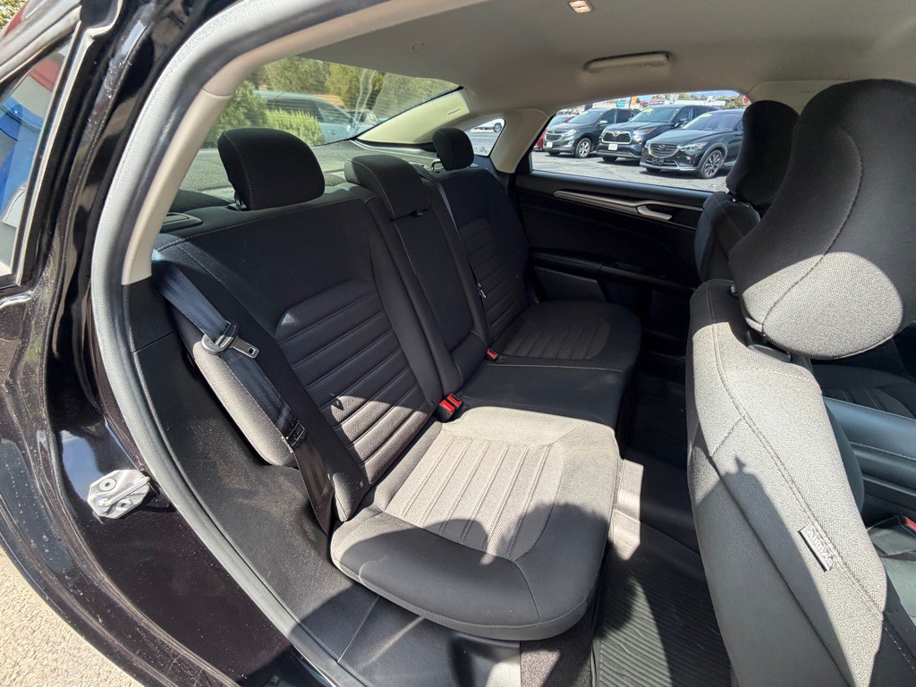2019 Ford Fusion Image 12