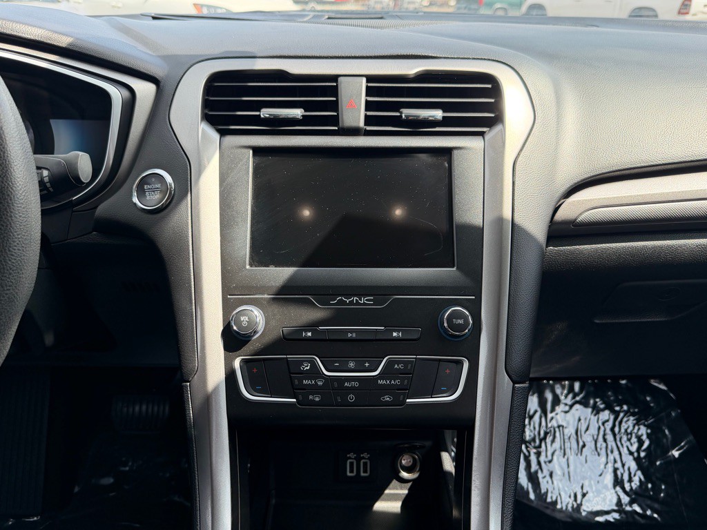2019 Ford Fusion Image 15