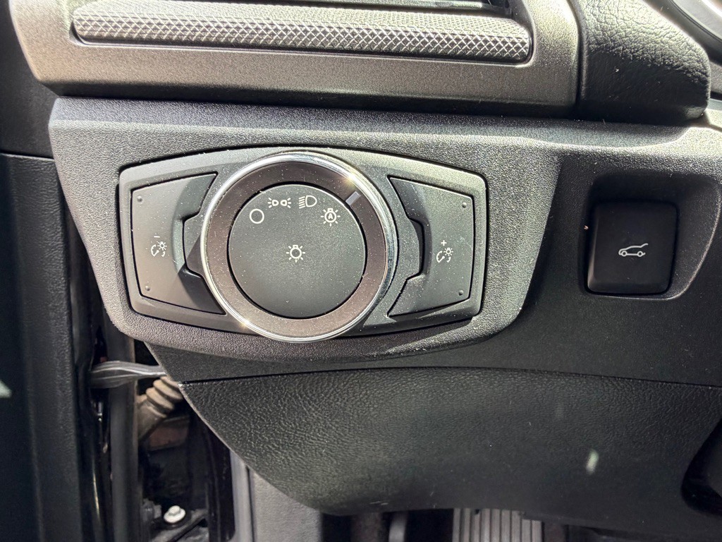 2019 Ford Fusion Image 27