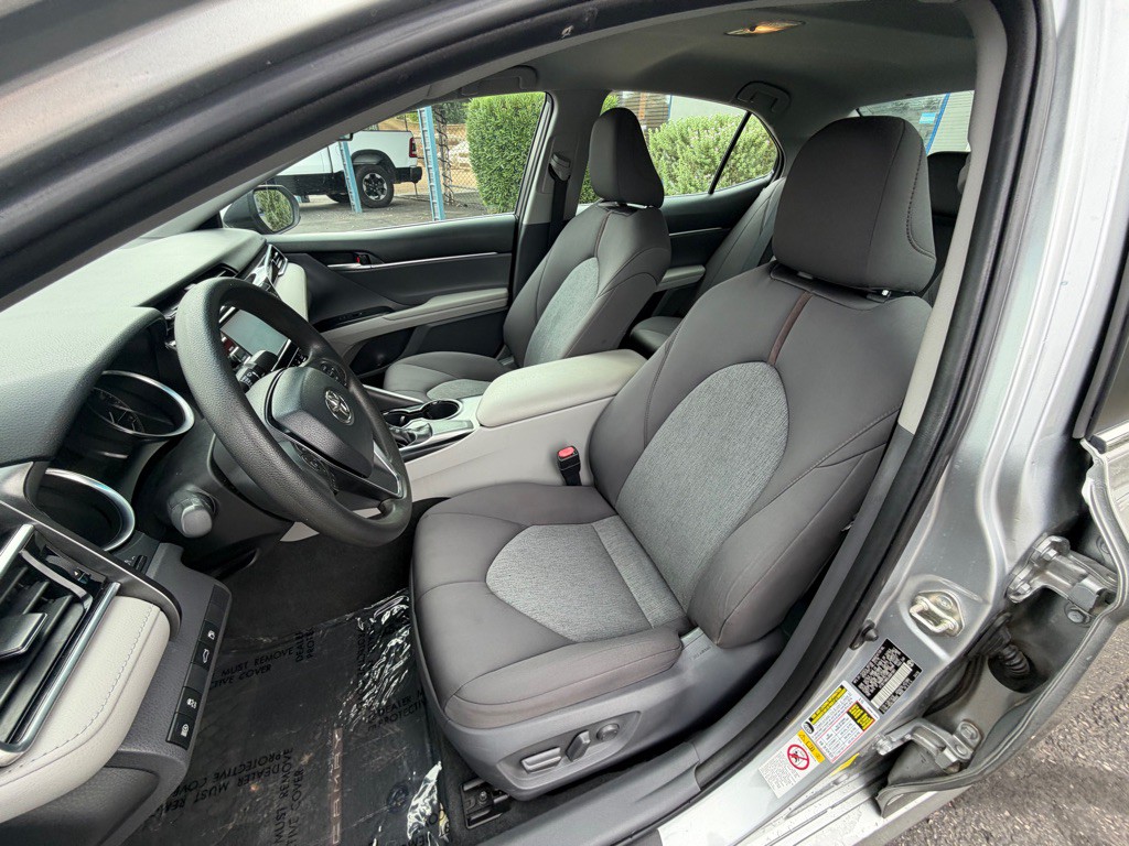 2018 Toyota Camry Image 9