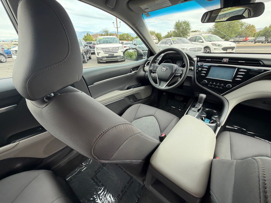 2018 Toyota Camry Image 13