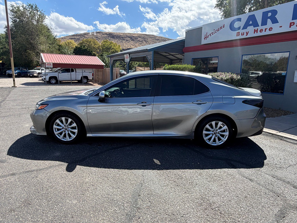 2018 Toyota Camry Image 8