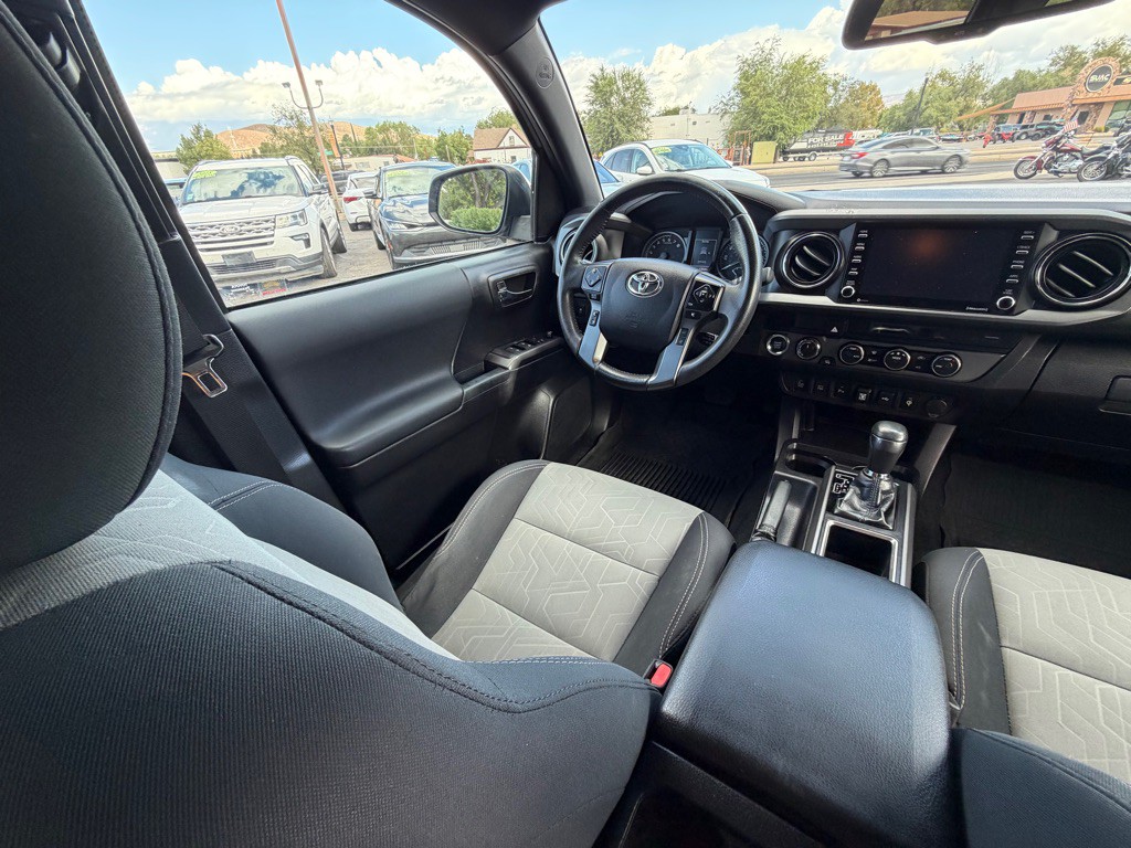 2021 Toyota Tacoma Image 13