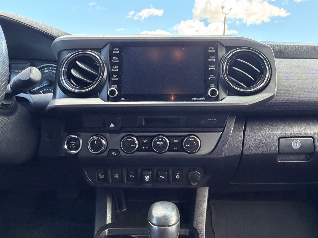 2021 Toyota Tacoma Image 15