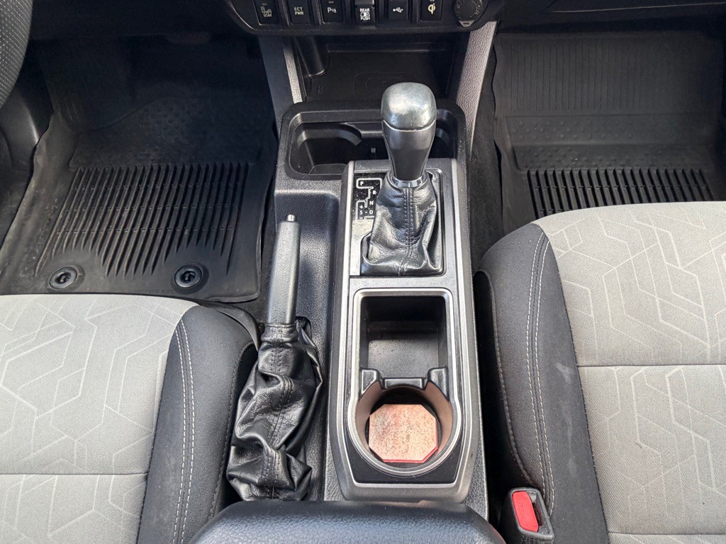 2021 Toyota Tacoma Image 16