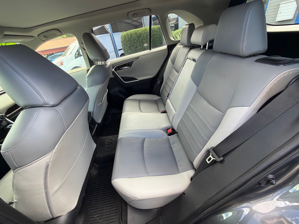 2020 Toyota Rav4 Image 11