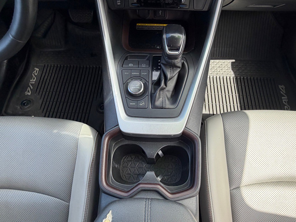 2020 Toyota Rav4 Image 16