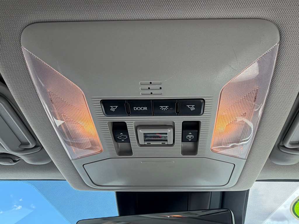 2020 Toyota Rav4 Image 18