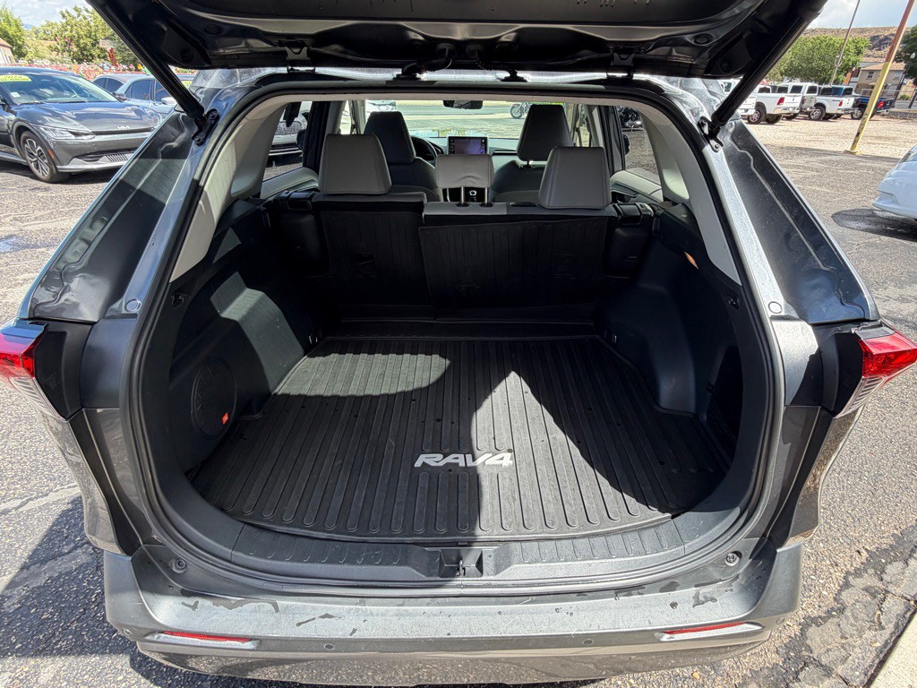 2020 Toyota Rav4 Image 21