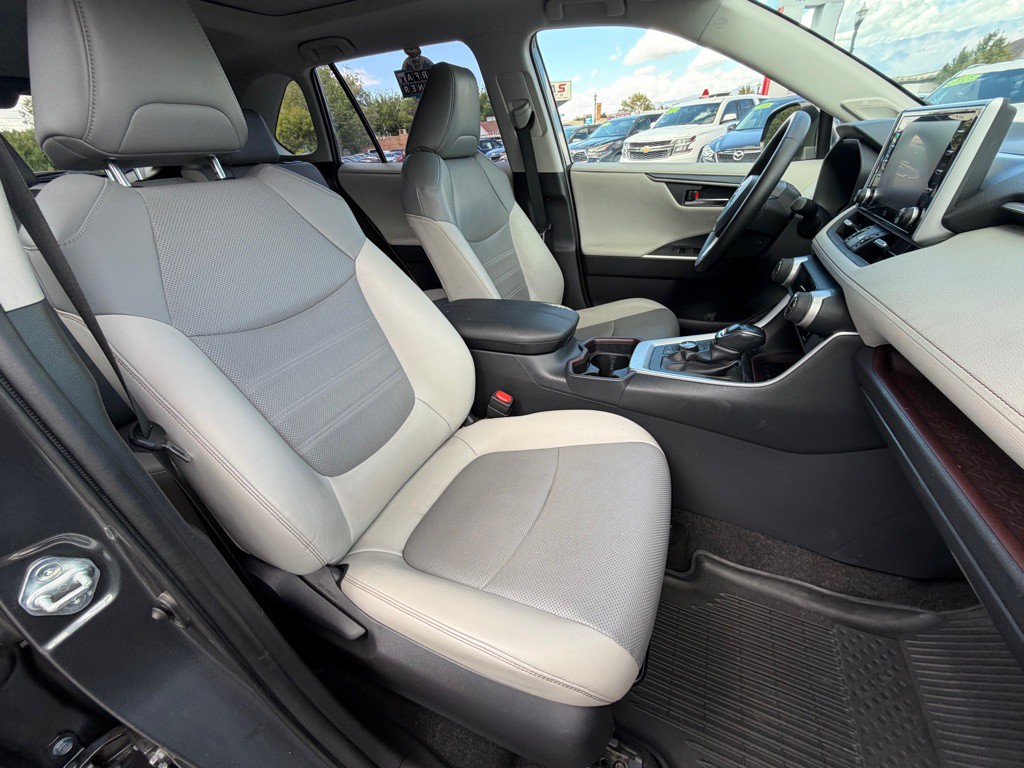 2020 Toyota Rav4 Image 43