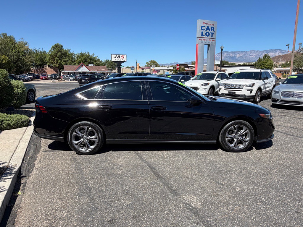 2023 Honda Accord Image 4