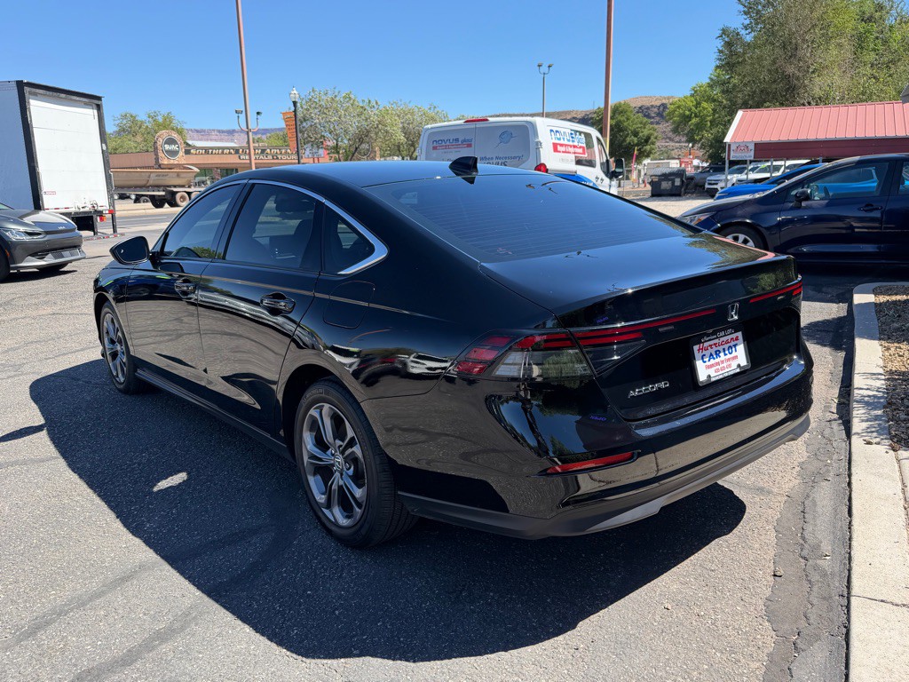 2023 Honda Accord Image 7