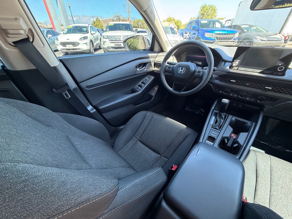 2023 Honda Accord Image 13