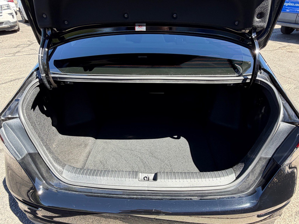 2023 Honda Accord Image 21